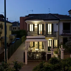 chiara-lodge.hotelinveneto.com/
